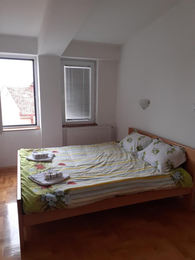Ballet Apartament Skopje Extérieur photo