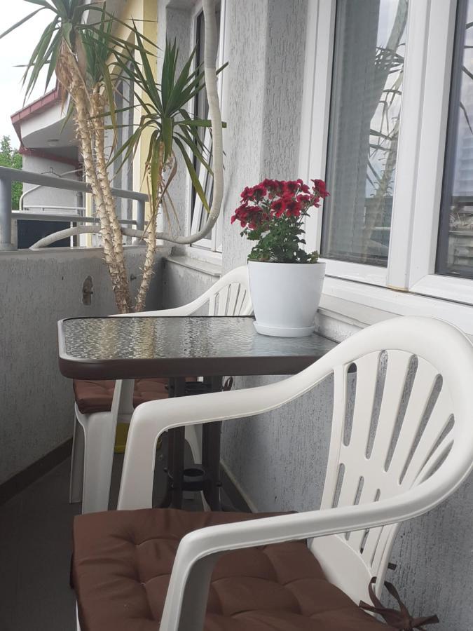 Ballet Apartament Skopje Extérieur photo